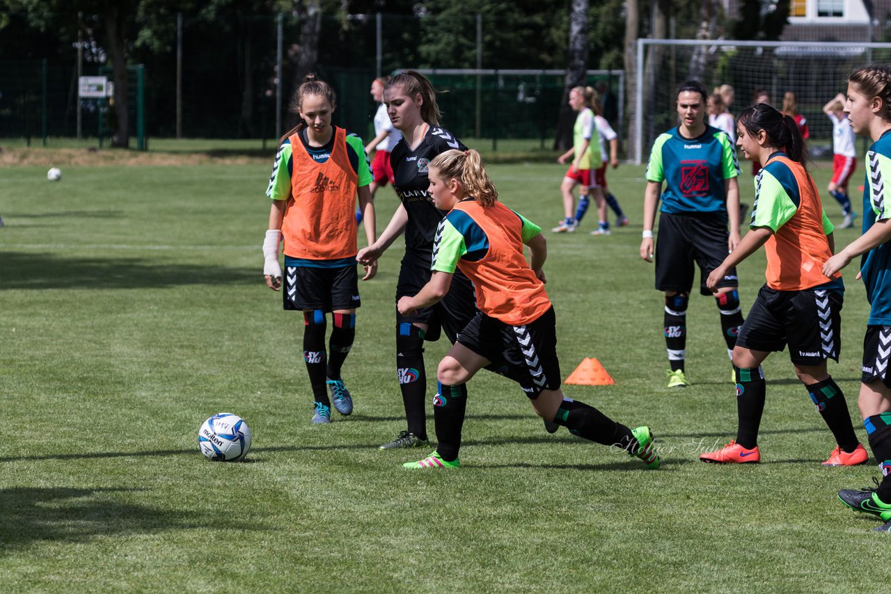 Bild 88 - wBJ Hamburger SV : SV Henstedt Ulzburg : Ergebnis: 4:2